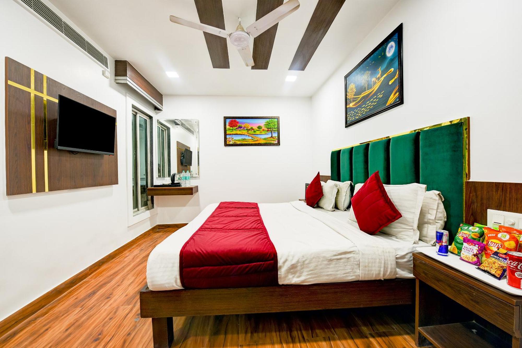 Staybook South Delhi Нью-Дели Экстерьер фото