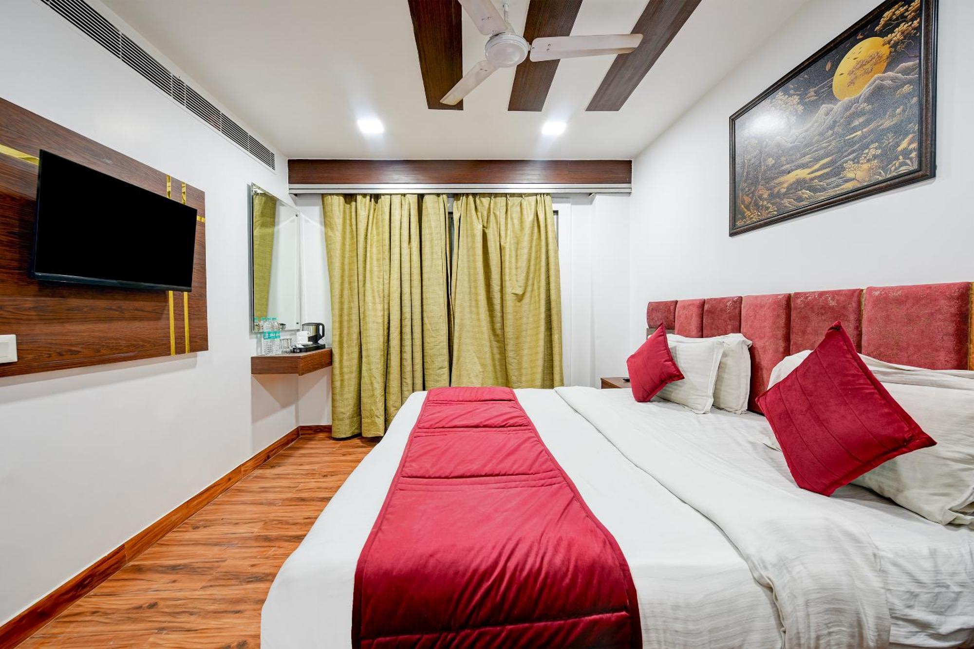Staybook South Delhi Нью-Дели Экстерьер фото