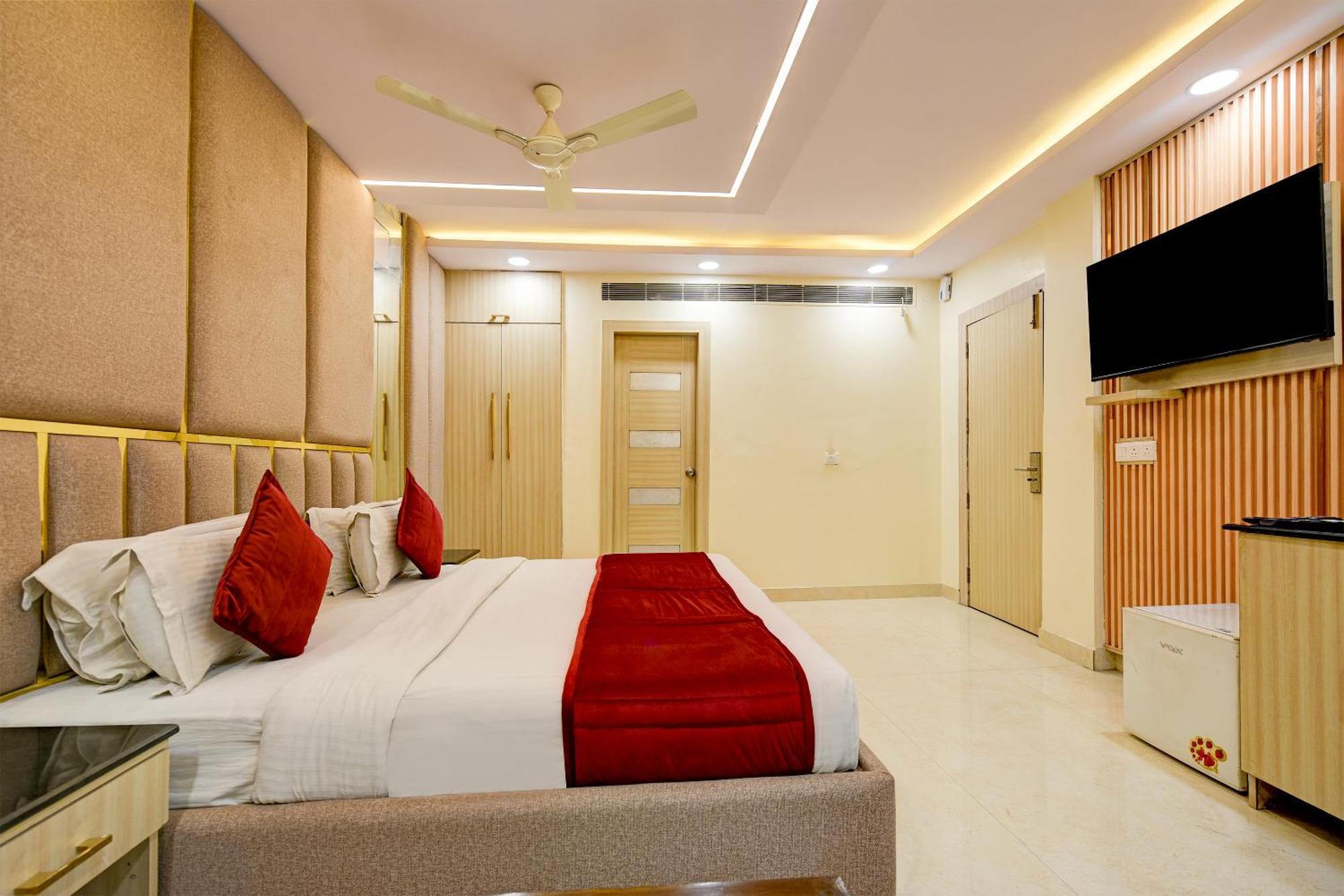 Staybook South Delhi Нью-Дели Экстерьер фото