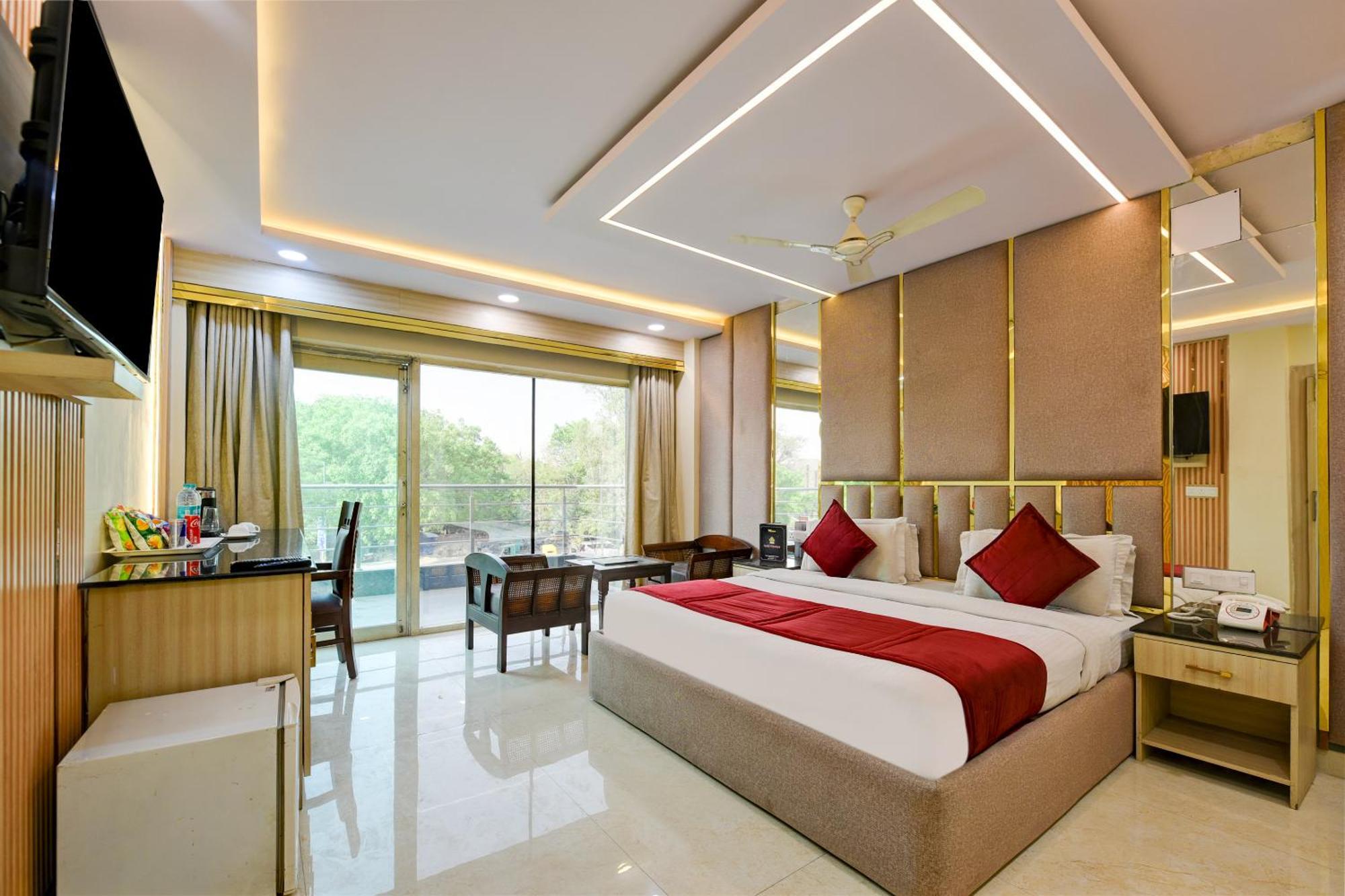 Staybook South Delhi Нью-Дели Экстерьер фото