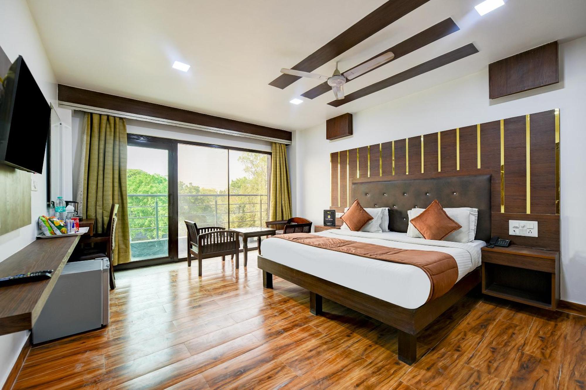 Staybook South Delhi Нью-Дели Экстерьер фото