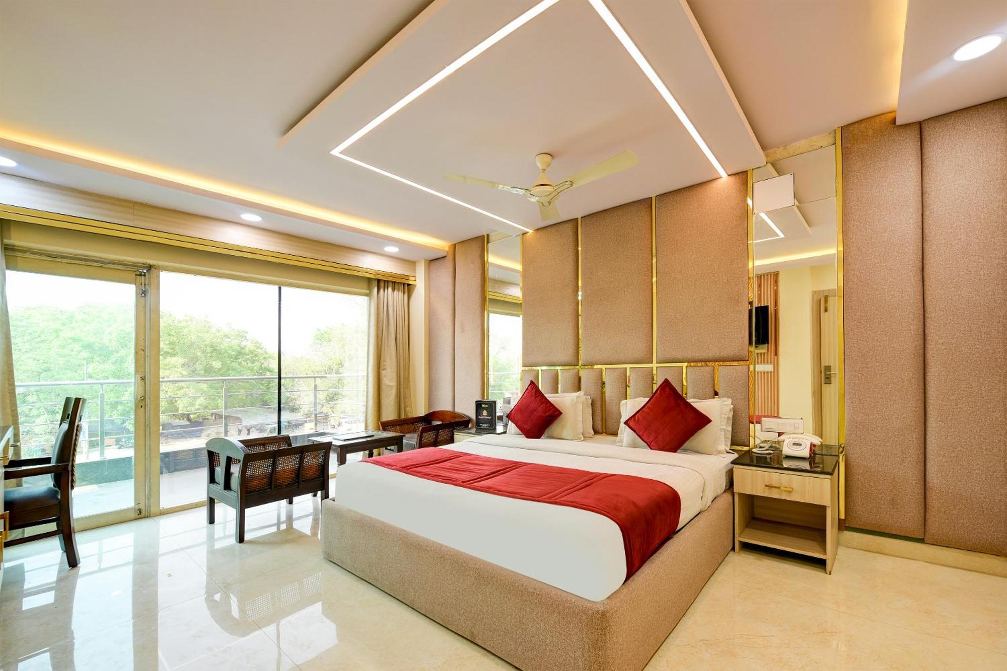 Staybook South Delhi Нью-Дели Экстерьер фото