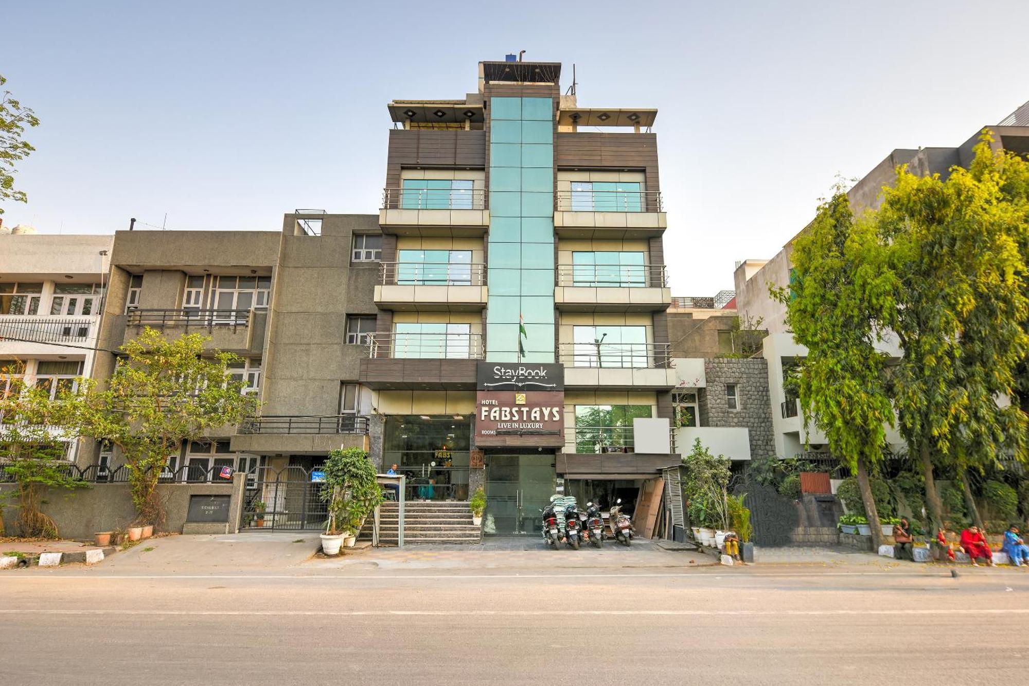 Staybook South Delhi Нью-Дели Экстерьер фото